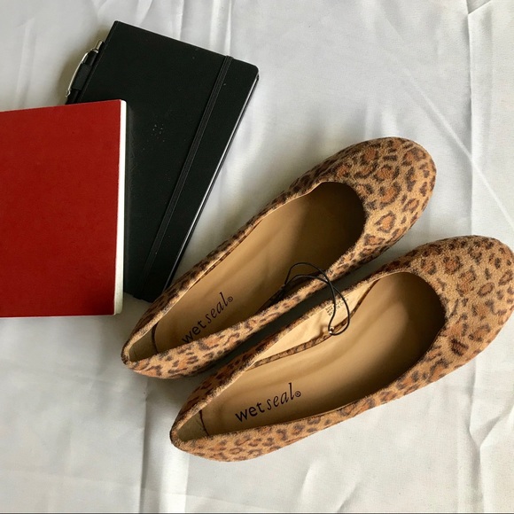 Wet Seal Shoes - NEW Wet Seal Cheetah/leopard Print Flats Shoes